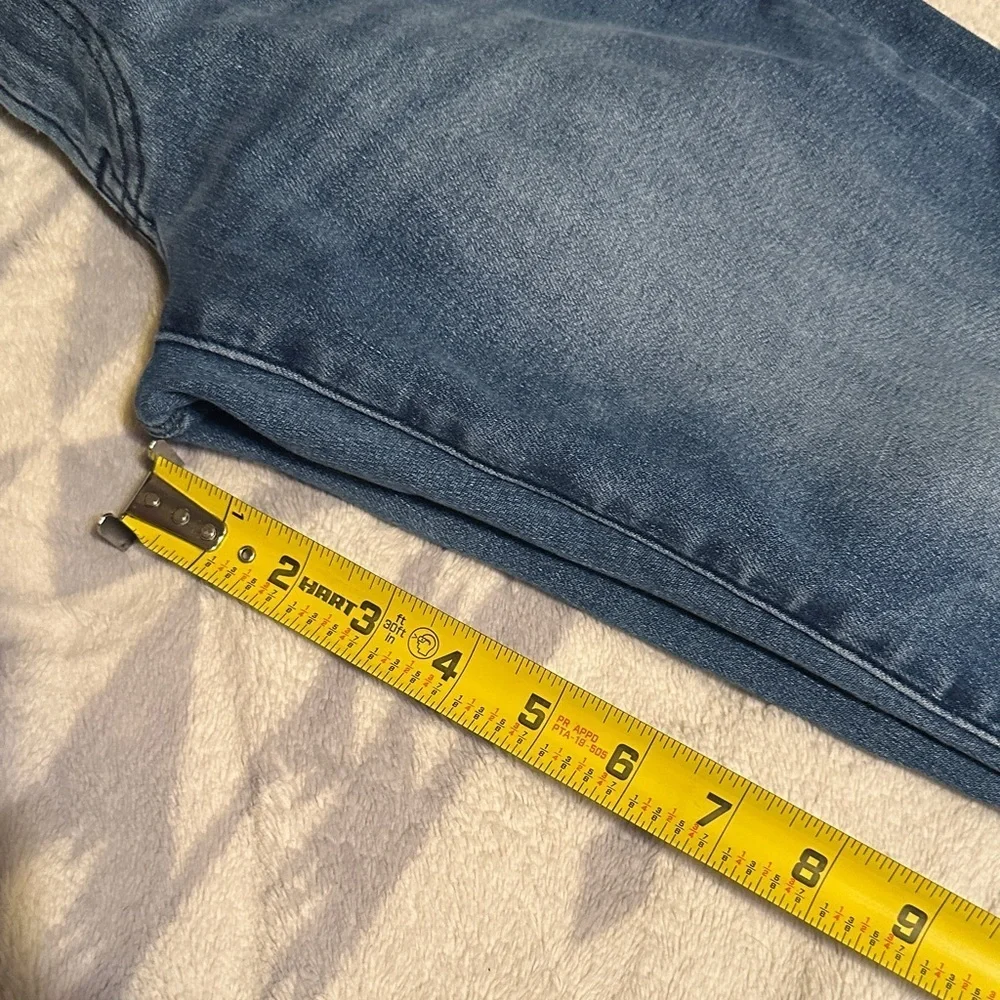 A87.  Lucky Brand Blue Straight Leg Jeans